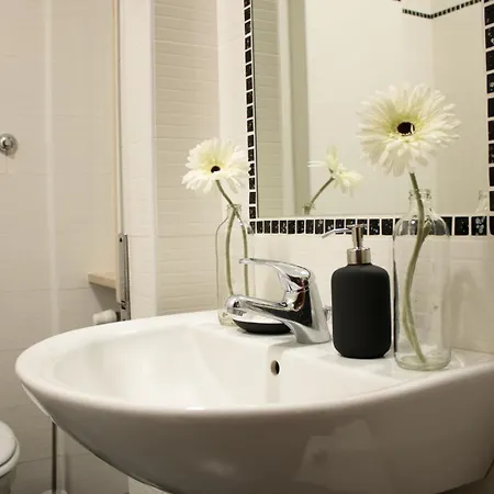 Daire Tommys Flat Roma