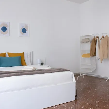Tommys Flat By Domusdimore Rom